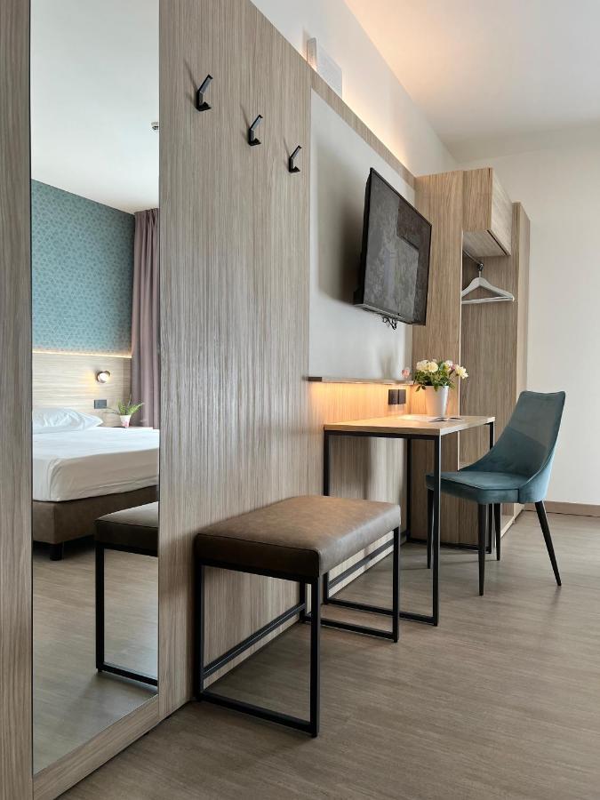 Romano Canavese Hotel Gardenia מראה חיצוני תמונה