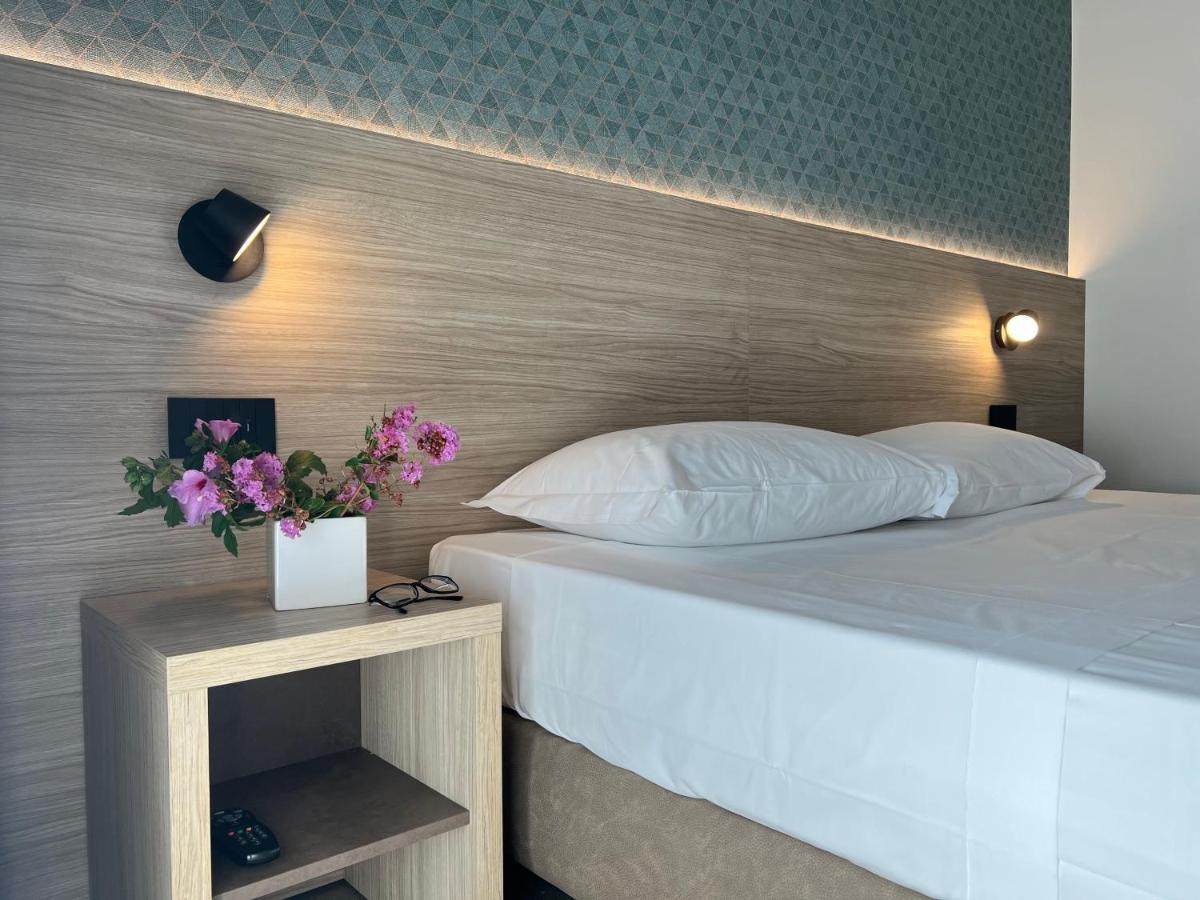 Romano Canavese Hotel Gardenia מראה חיצוני תמונה
