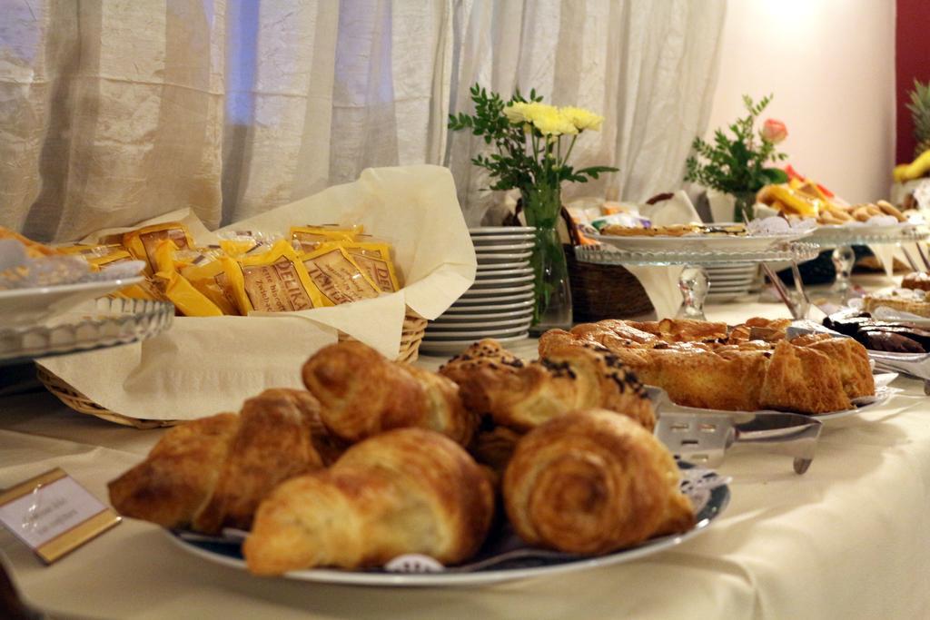 Romano Canavese Hotel Gardenia מראה חיצוני תמונה
