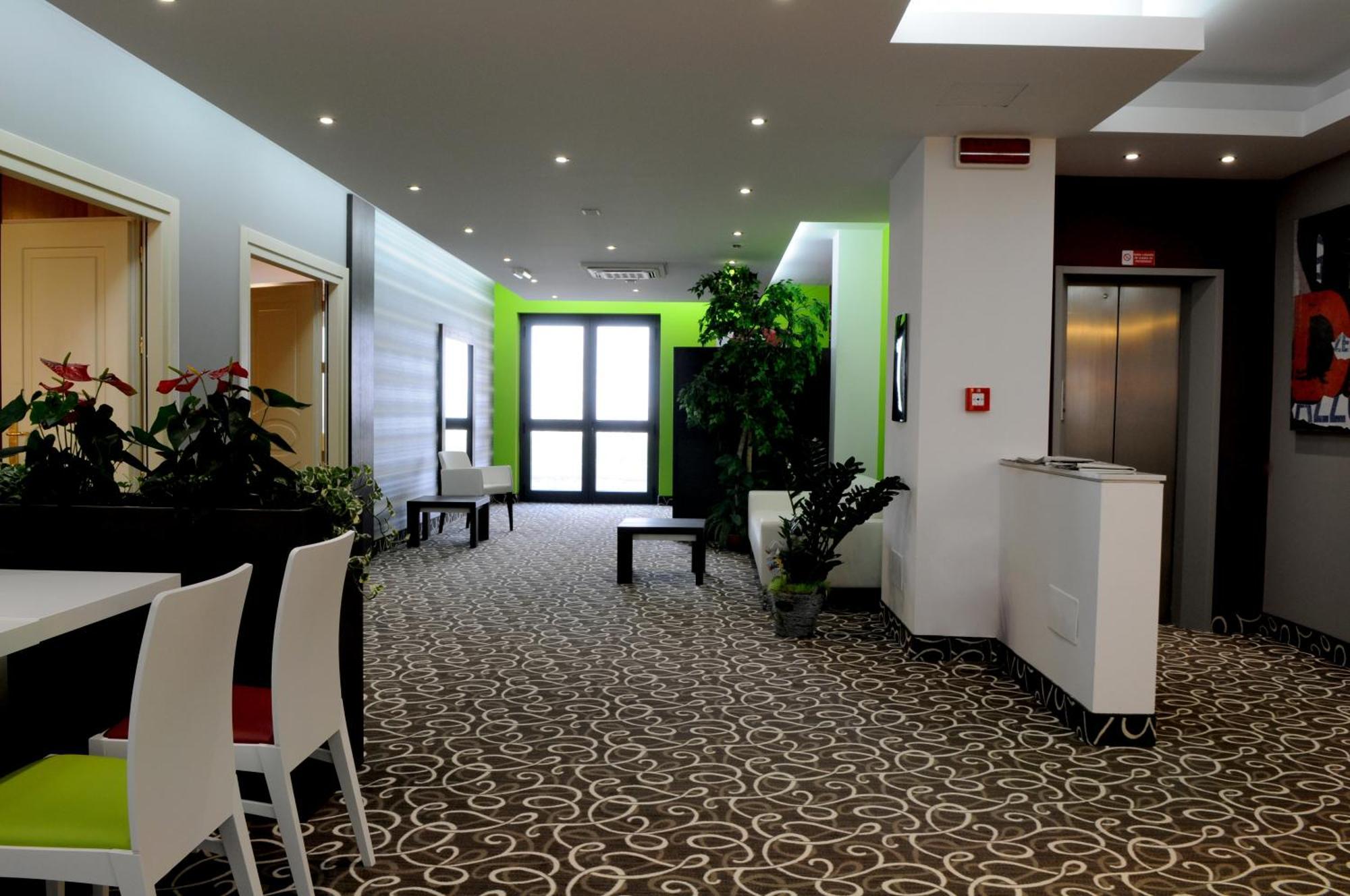 Romano Canavese Hotel Gardenia מראה חיצוני תמונה