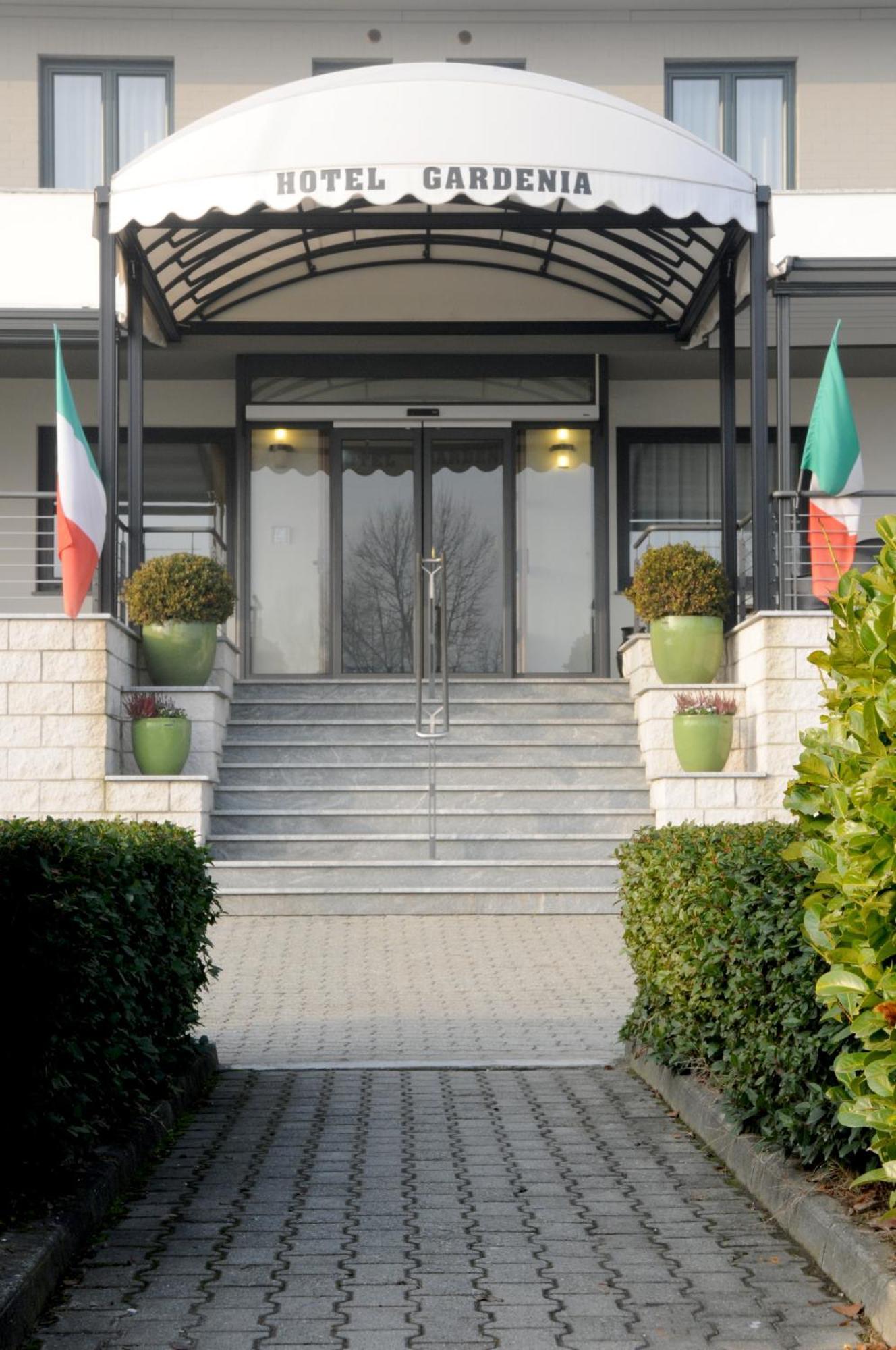 Romano Canavese Hotel Gardenia מראה חיצוני תמונה