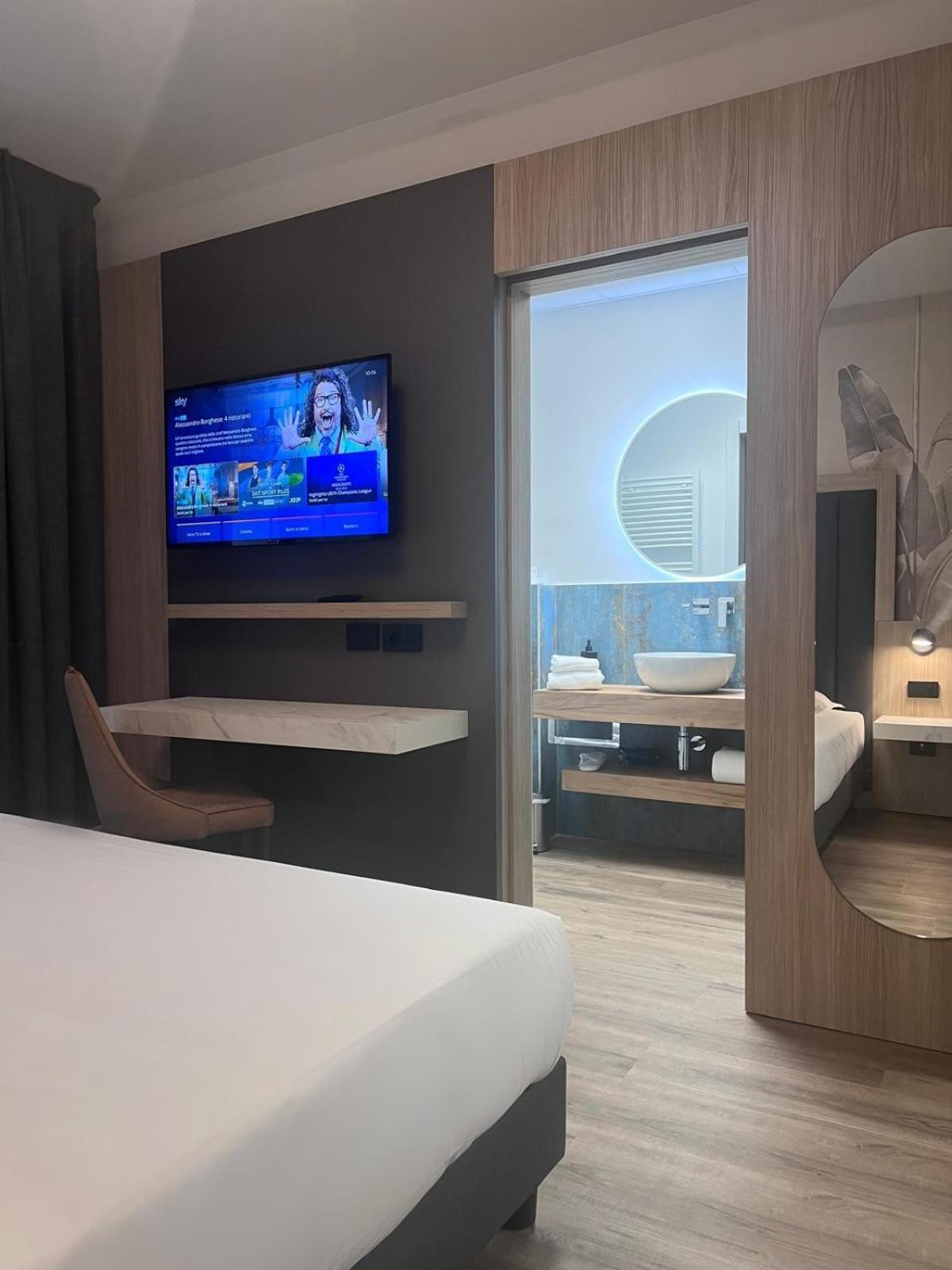Romano Canavese Hotel Gardenia מראה חיצוני תמונה