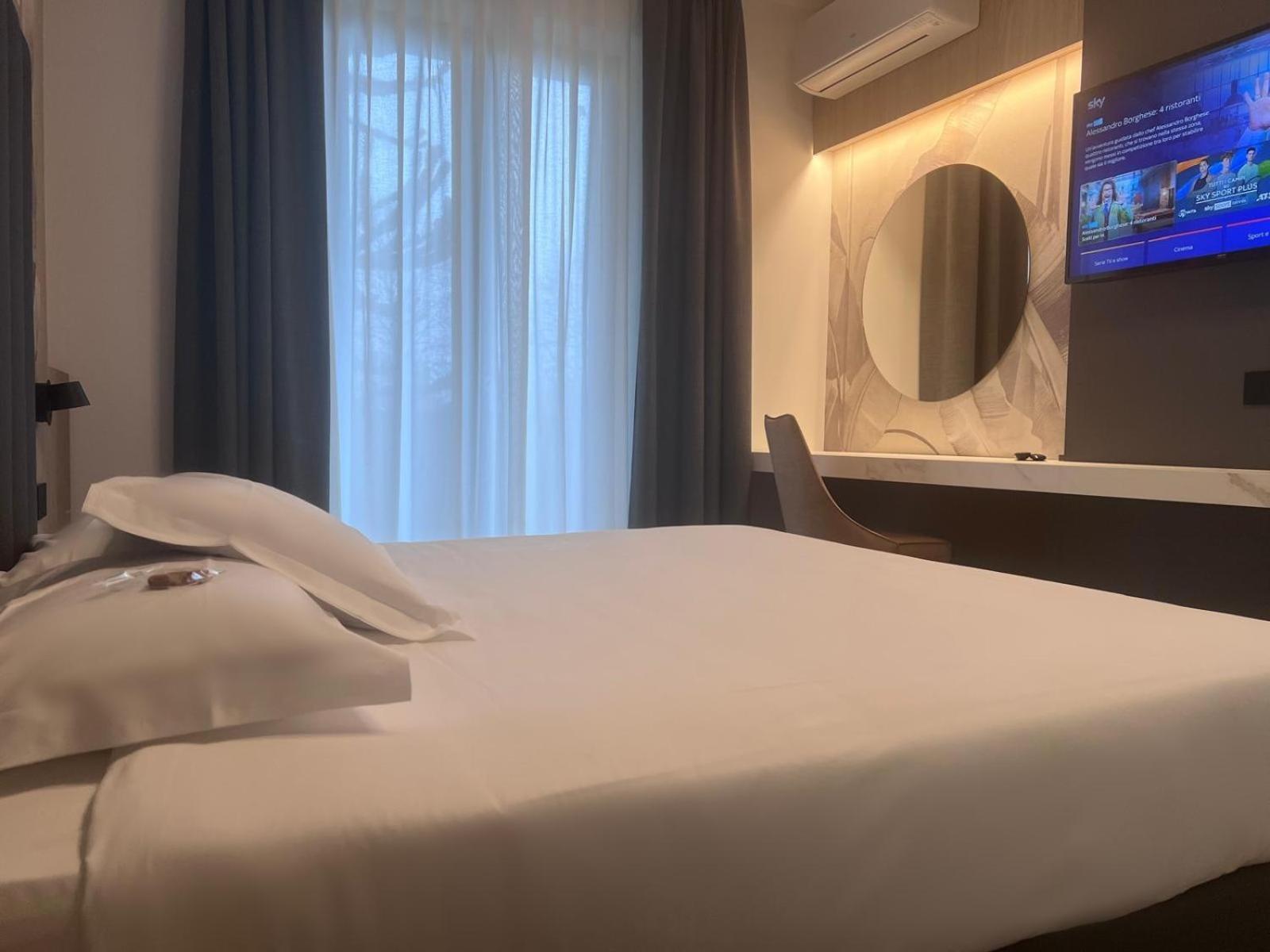 Romano Canavese Hotel Gardenia מראה חיצוני תמונה