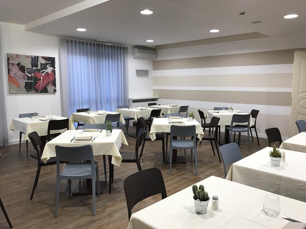Romano Canavese Hotel Gardenia מראה חיצוני תמונה