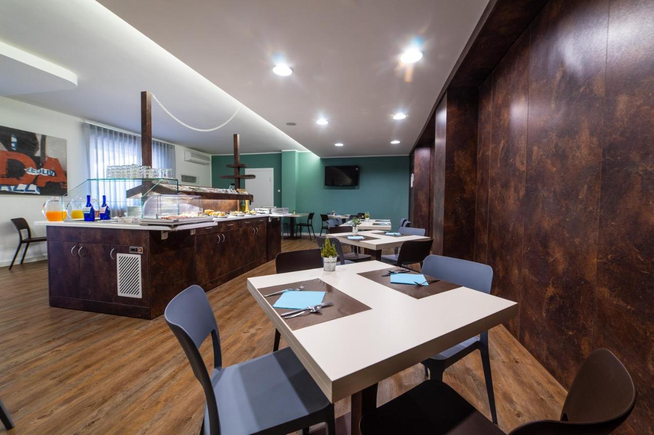 Romano Canavese Hotel Gardenia מראה חיצוני תמונה